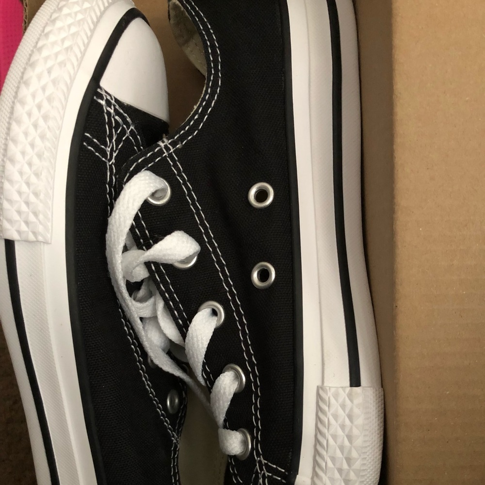 Kids convers